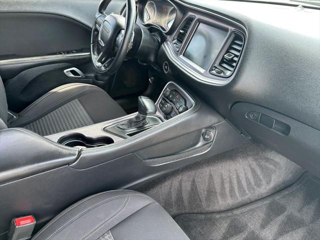 2015 Dodge Challenger SXT