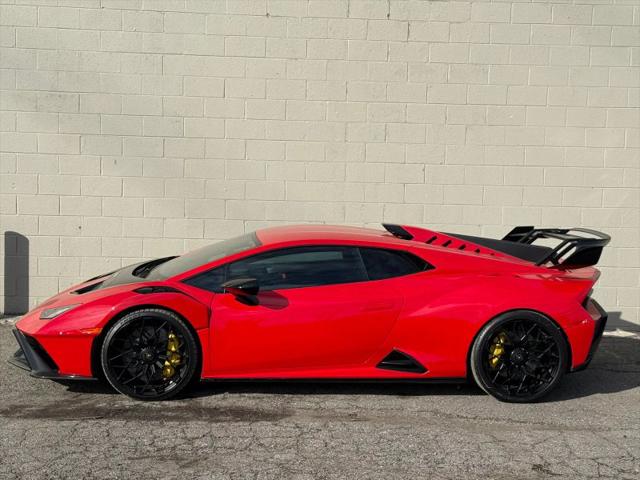 2022 Lamborghini Huracan Coupe