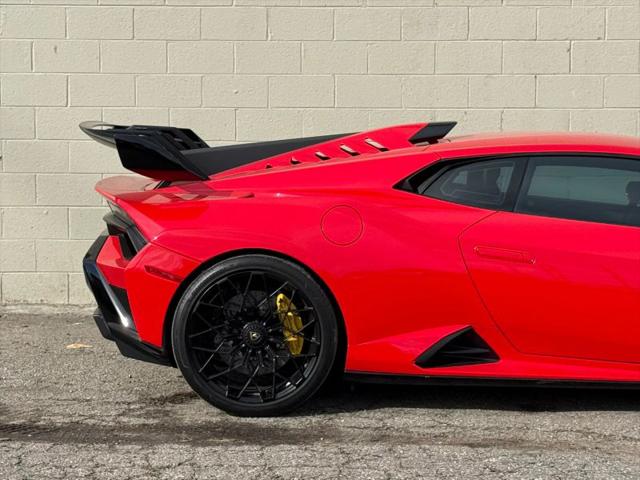 2022 Lamborghini Huracan Coupe