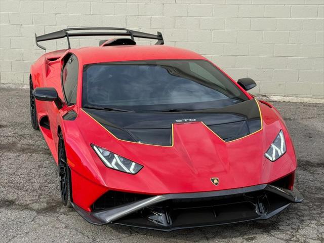 2022 Lamborghini Huracan Coupe