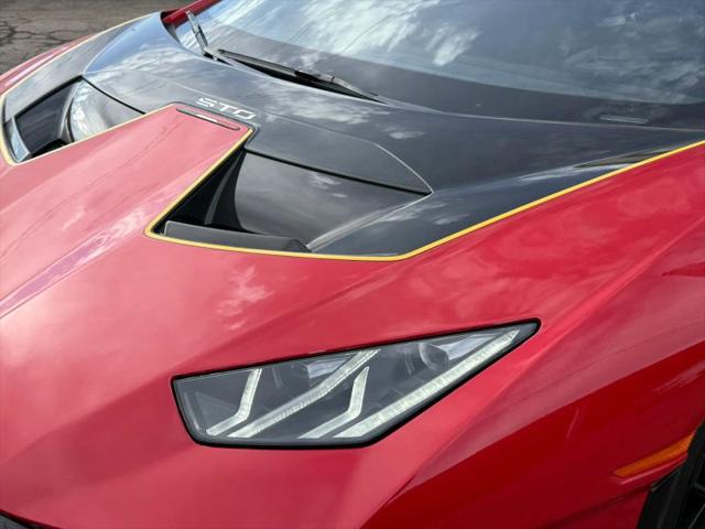 2022 Lamborghini Huracan Coupe