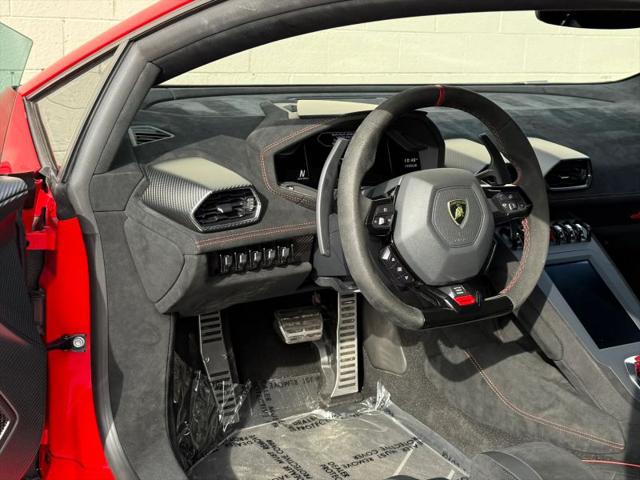 2022 Lamborghini Huracan Coupe