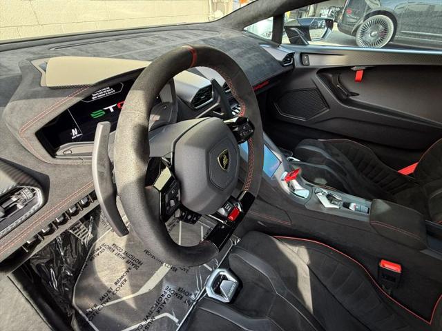 2022 Lamborghini Huracan Coupe
