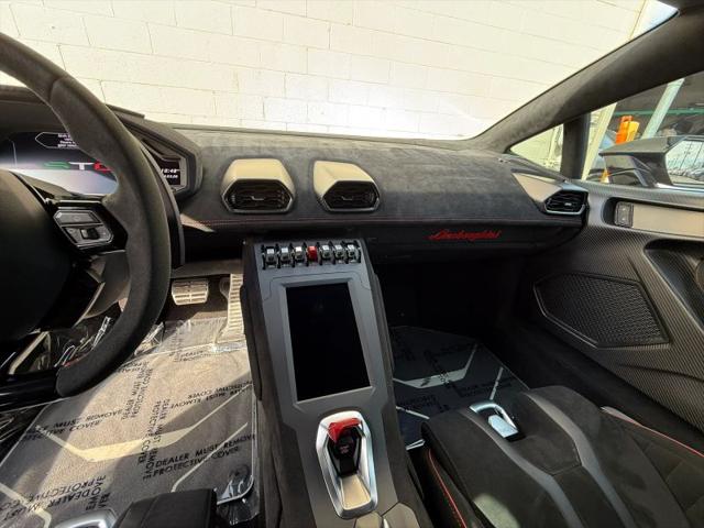 2022 Lamborghini Huracan Coupe