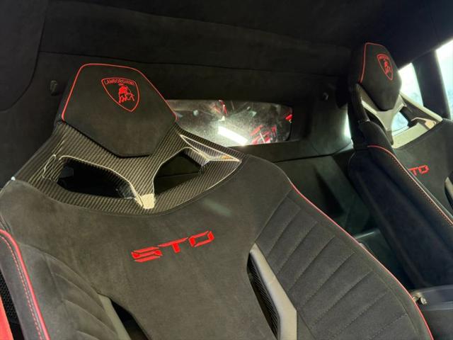 2022 Lamborghini Huracan Coupe