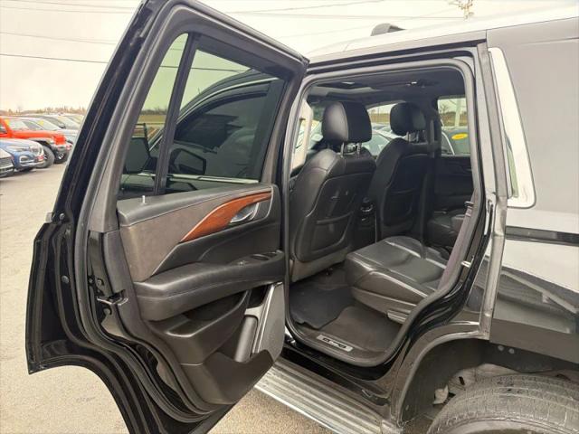 2015 Cadillac Escalade Luxury