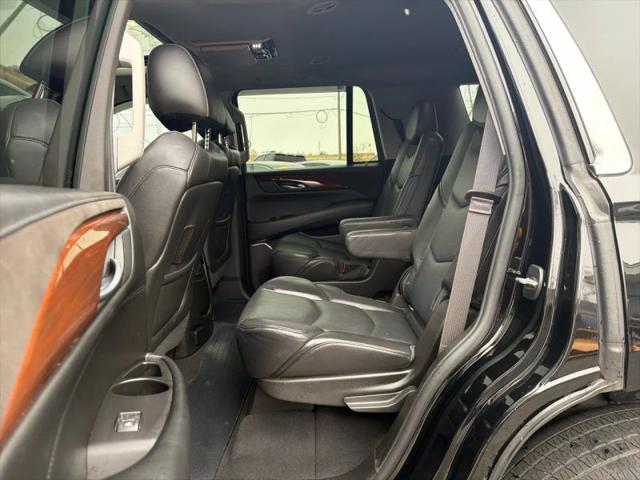 2015 Cadillac Escalade Luxury