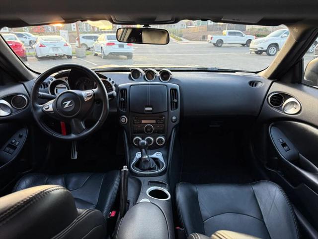 2010 Nissan 370Z Base