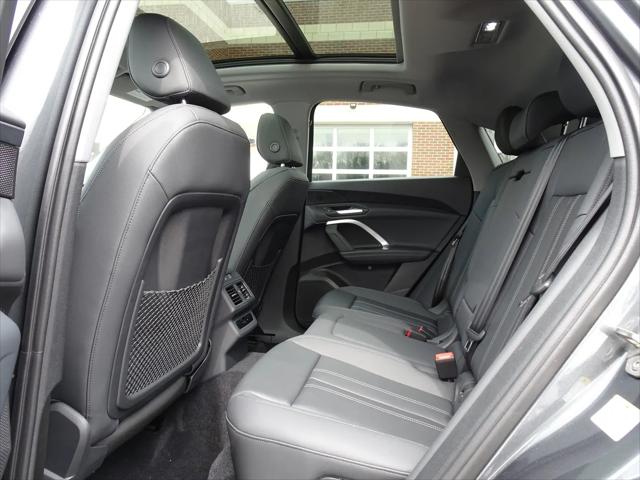2026 Audi Q5 Sportback Premium TFSI quattro S tronic