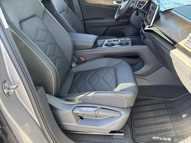 2026 Volkswagen Atlas SE
