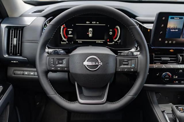 2026 Nissan Pathfinder SL