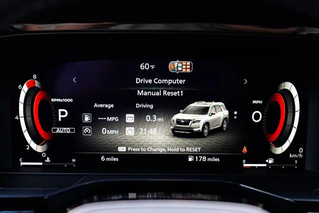2026 Nissan Pathfinder SL