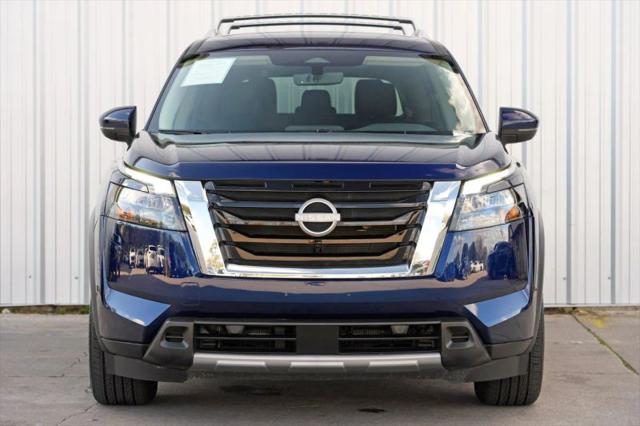 2025 Nissan Pathfinder SL 4WD