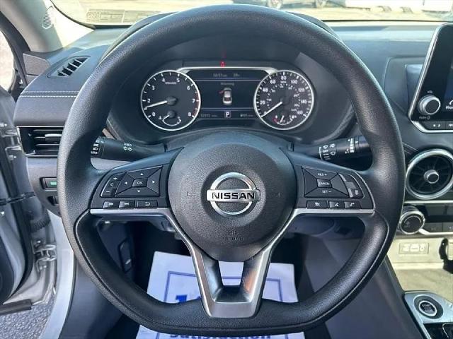 2023 Nissan Sentra SV Xtronic CVT