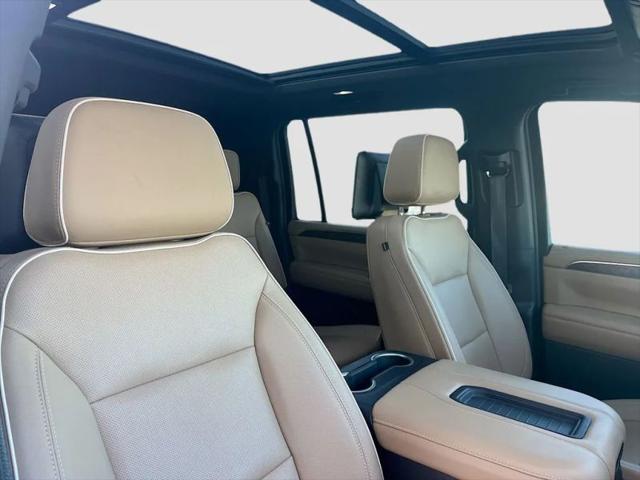 2024 Chevrolet Suburban 4WD Premier