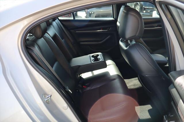 2025 Mazda Mazda3 2.5 S Select Sport