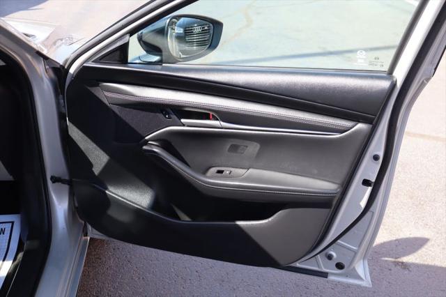 2025 Mazda Mazda3 2.5 S Select Sport
