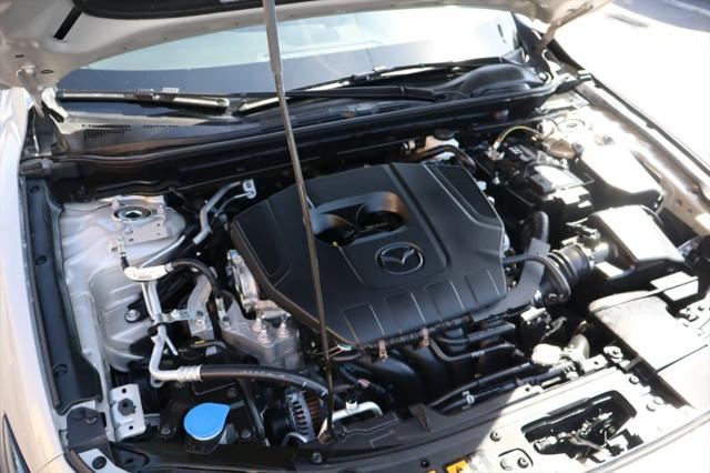 2025 Mazda Mazda3 2.5 S Select Sport
