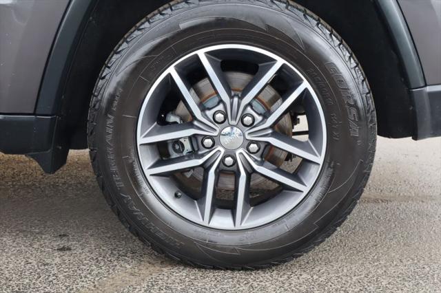 2018 Jeep Grand Cherokee Laredo E 4x2