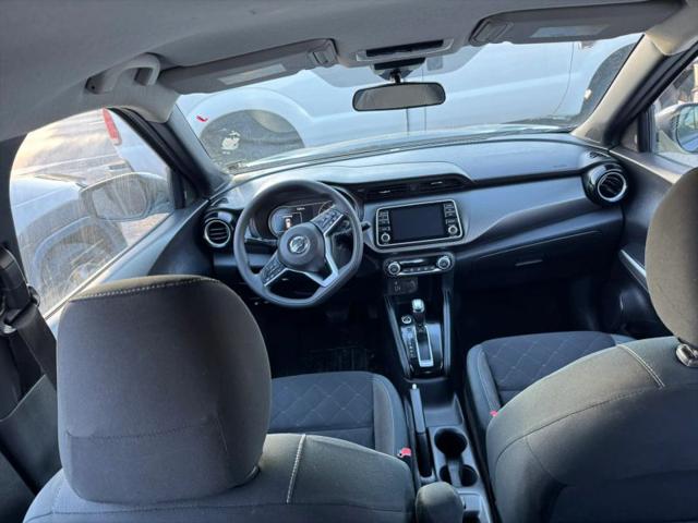2020 Nissan Kicks SV Xtronic CVT