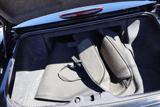 2003 Ford Thunderbird Base