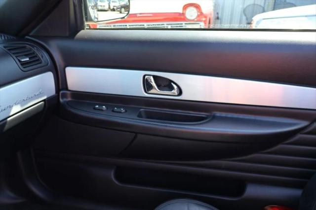 2003 Ford Thunderbird Base