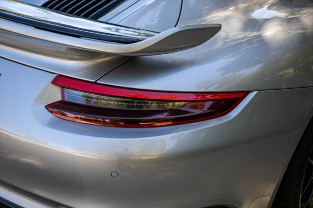2018 Porsche 911 Turbo S