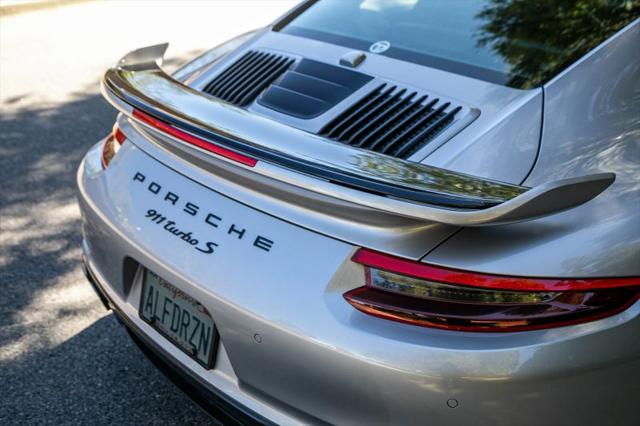 2018 Porsche 911 Turbo S