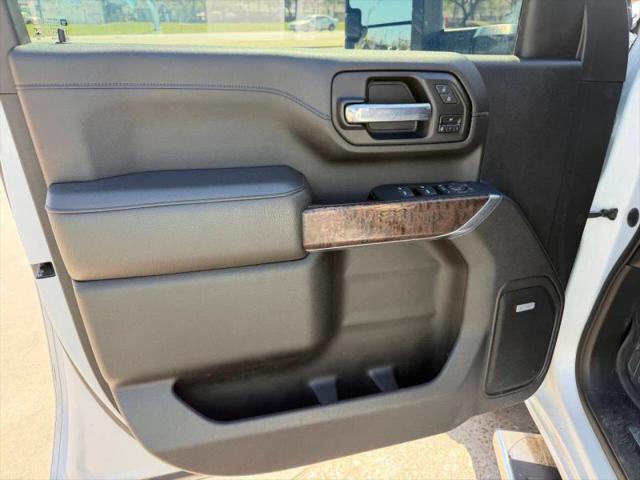 2020 GMC Sierra 3500HD 4WD Crew Cab Long Bed Denali