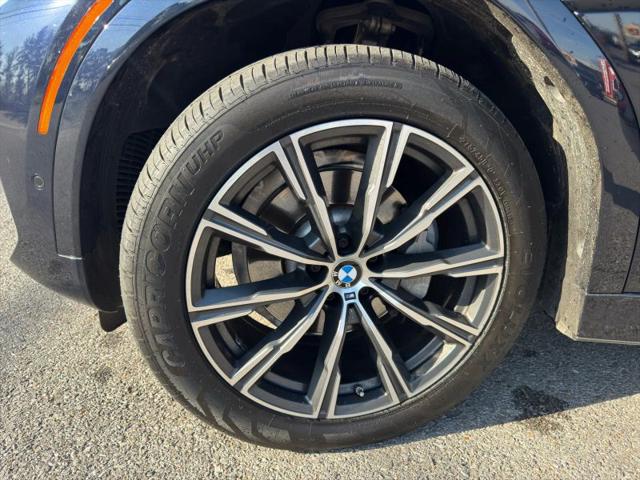 2022 BMW X6 xDrive40i