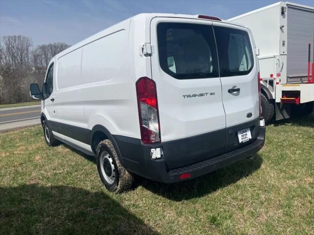 2023 Ford Transit Cargo Van w/RWB