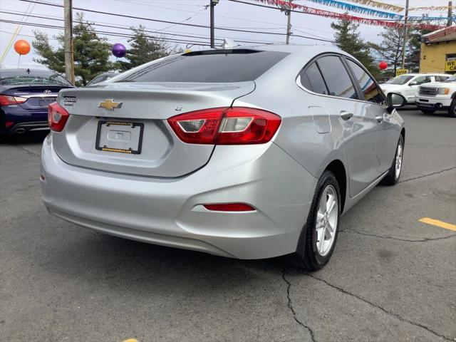 2017 Chevrolet Cruze LT Auto