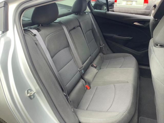 2017 Chevrolet Cruze LT Auto