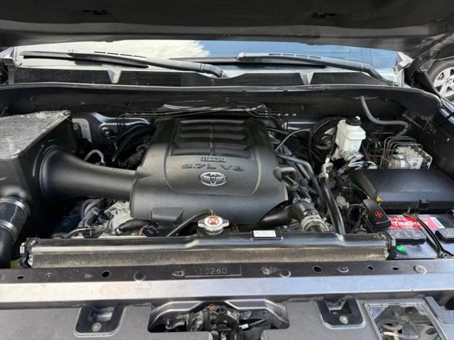 2018 Toyota Tundra SR5 5.7L V8