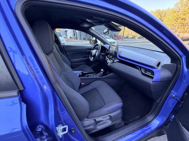 2022 Toyota C-HR XLE