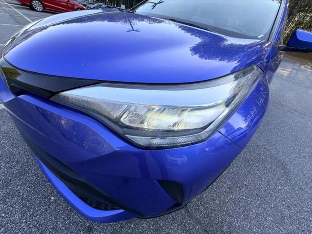 2022 Toyota C-HR XLE