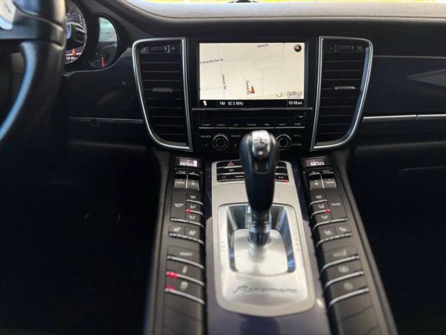2013 Porsche Panamera Platinum Edition