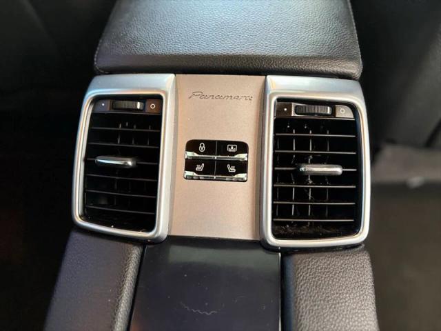2013 Porsche Panamera Platinum Edition