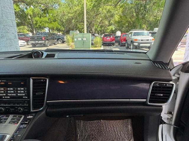 2013 Porsche Panamera Platinum Edition