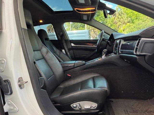 2013 Porsche Panamera Platinum Edition