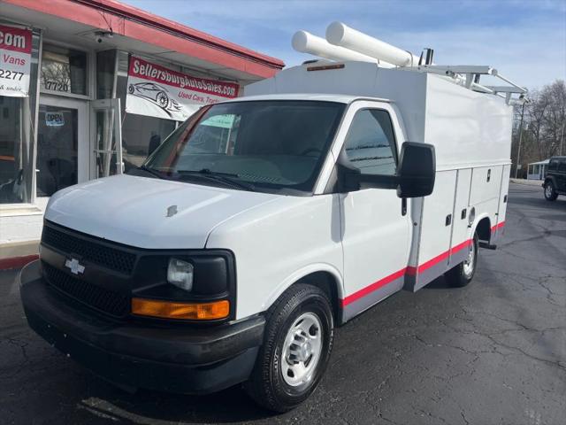 2015 Chevrolet Express Cutaway 3500 for sale in Sellersburg, IN