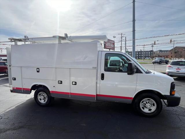 2015 Chevrolet Express Cutaway 3500