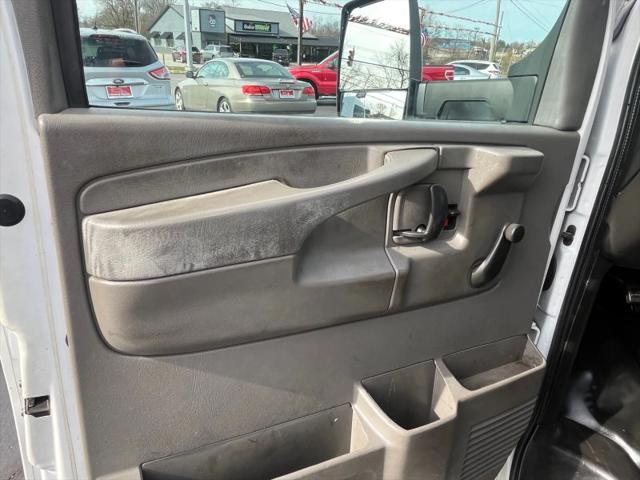 2015 Chevrolet Express Cutaway 3500