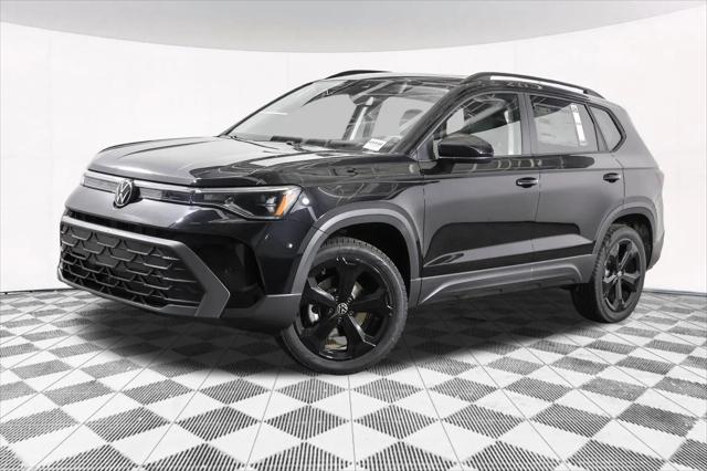 2026 Volkswagen Taos SE Black