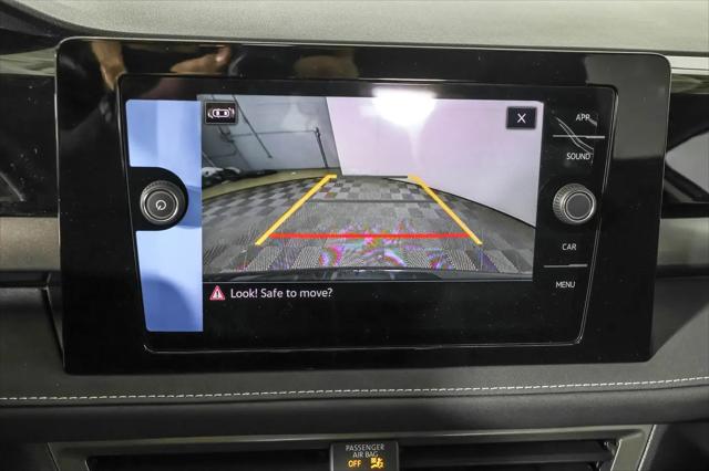 2026 Volkswagen Taos SE Black