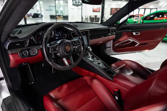 2017 Porsche 911 Turbo S