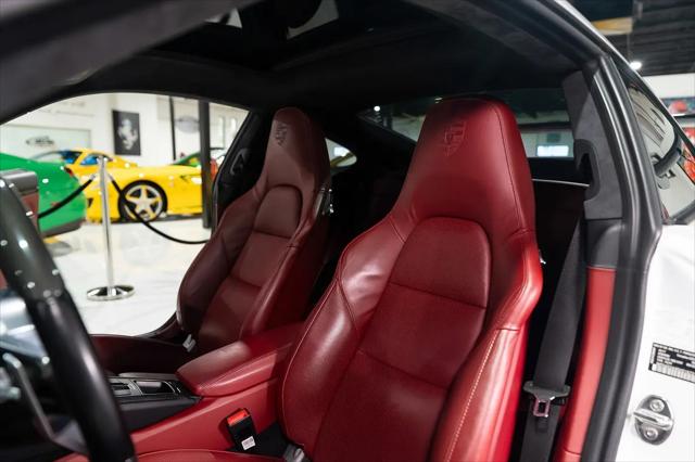 2017 Porsche 911 Turbo S