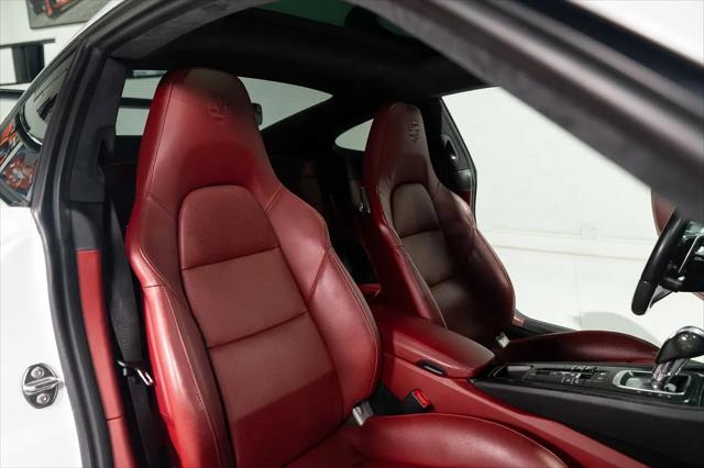 2017 Porsche 911 Turbo S