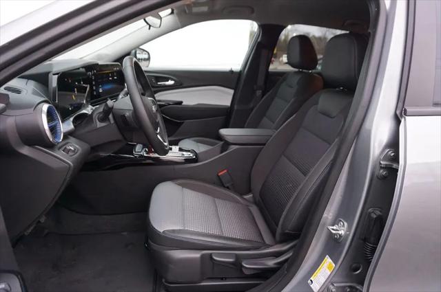 2025 Chevrolet Trax FWD LT