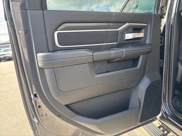 2025 Ram 2500 Big Horn Crew Cab 4x4 6'4" Box